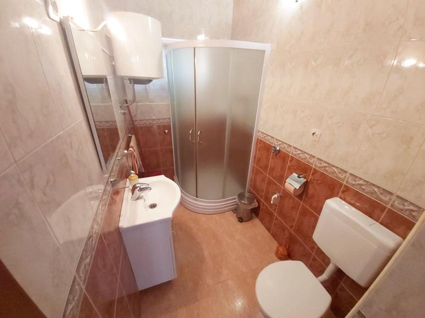 Apartments Carmen Vinišće מראה חיצוני תמונה
